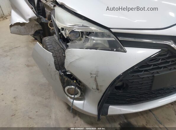 VNKKTUD39GA064044 2016 TOYOTA YARIS Silver 