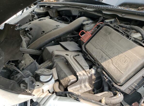 W04GL6SX5K1002918 2019 BUICK REGAL White Rear interior view