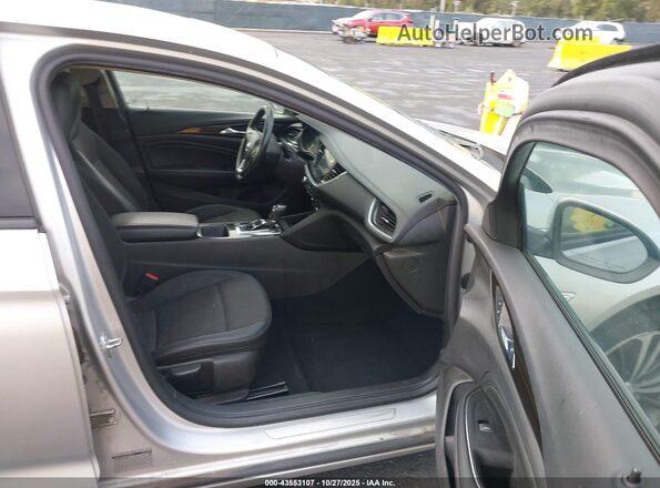 W04GM6SX9J1147035 2018 BUICK REGAL White 