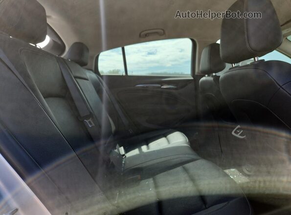 W04GP6SX2K1064636 2019 BUICK REGAL Silver Вид задніх сидінь