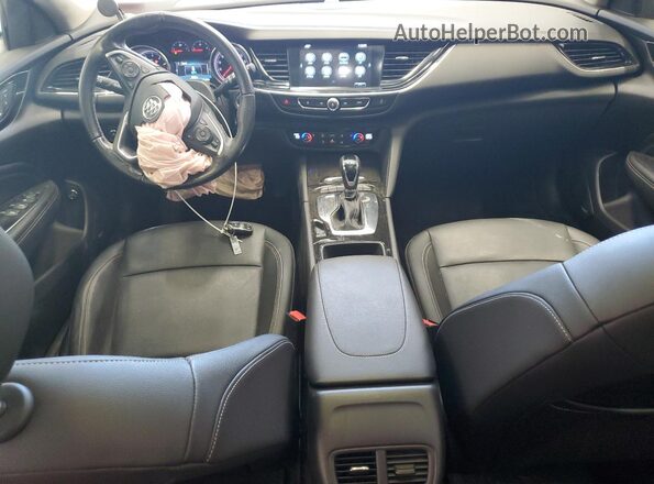 W04GV8SX0J1077739 2018 BUICK REGAL White 