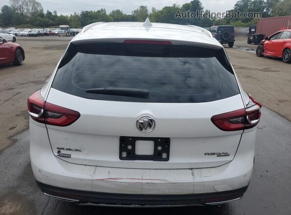 W04GV8SX3J1045724 2018 BUICK REGAL White 