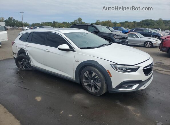 W04GV8SX3J1045724 2018 BUICK REGAL White 