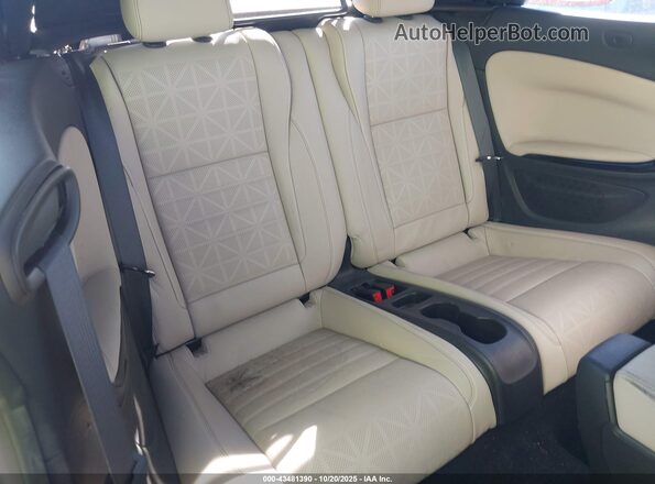 W04WH3N50HG015197 2017 BUICK CASCADA Gray VIN კოდის სტიკერის ხედი