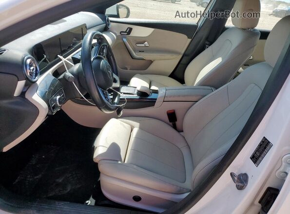 W1K3G4EB1MJ309170 2021 MERCEDES-BENZ A White წინა სალონის ხედი