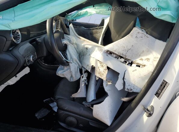 W1K3G4EB2NJ362431 2022 MERCEDES-BENZ A White წინა სალონის ხედი