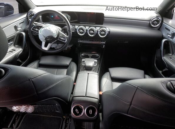 W1K3G4EB5LJ228025 2020 MERCEDES-BENZ A Black წინა პანელის ხედი