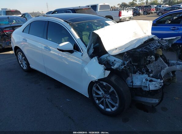 W1K3G4EB7LW046328 2020 MERCEDES-BENZ A 220 White 