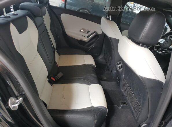 W1K3G4EB7NJ337623 2022 MERCEDES-BENZ A Black Вид задніх сидінь