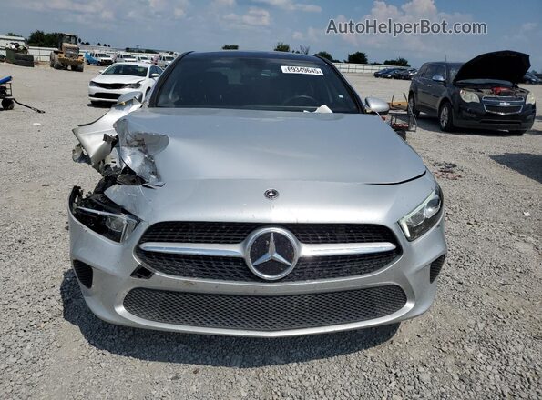 W1K3G4EB7NJ338402 2022 MERCEDES-BENZ A Silver Widok z przodu