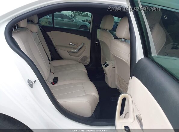 W1K3G4EB9LJ224916 2020 MERCEDES-BENZ A 220 White Widok naklejki z numerem VIN
