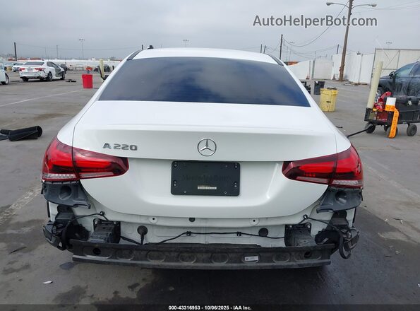 W1K3G4EB9LJ224916 2020 MERCEDES-BENZ A 220 White 