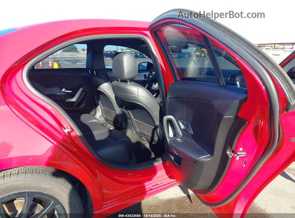 W1K3G4FB5LW043717 2020 MERCEDES-BENZ A 220 Red 