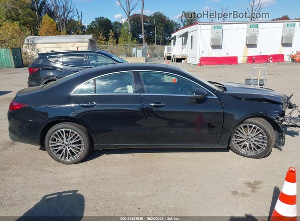 W1K5J4HB4RN453947 2024 MERCEDES-BENZ CLA-CLASS Черный Вид задней части салона