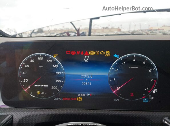 W1K5J5EB2SN512073 2025 MERCEDES-BENZ AMG CLA 45 White Widok tylnych siedzeń