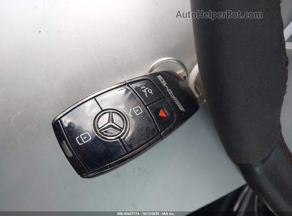 W1K5J5EB2SN512073 2025 MERCEDES-BENZ AMG CLA 45 White Widok deski rozdzielczej