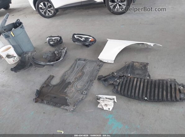 W1KAF4GB2PR071486 2023 MERCEDES-BENZ C-CLASS White Vista del cuadro de instrumentos