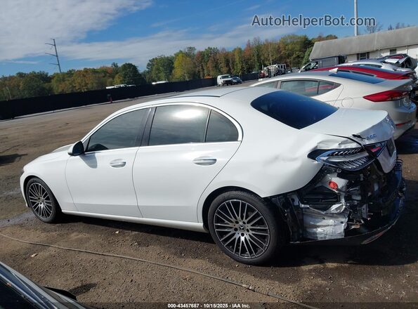 W1KAF4HB2NR064825 2022 MERCEDES-BENZ C-CLASS White სალონის 360-გრადუსიანი ხედი
