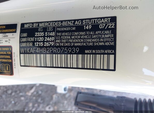 W1KAF4HB2PR075939 2023 MERCEDES-BENZ C-CLASS White Vista del compartimento del motor