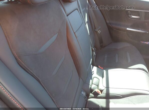 W1KAF8HB5RR220398 2024 MERCEDES-BENZ AMG C 43 Black VIN կոդի պիտակի տեսք