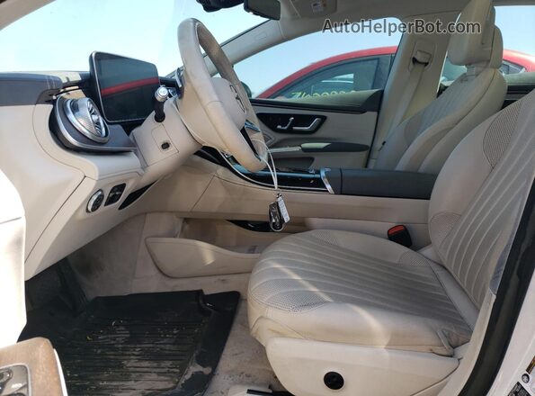 W1KCG2DB9NA008783 2022 MERCEDES-BENZ EQS White წინა სალონის ხედი