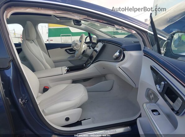 W1KEG2BB4RF051710 2024 MERCEDES-BENZ EQE 350+ Blue Front interior view