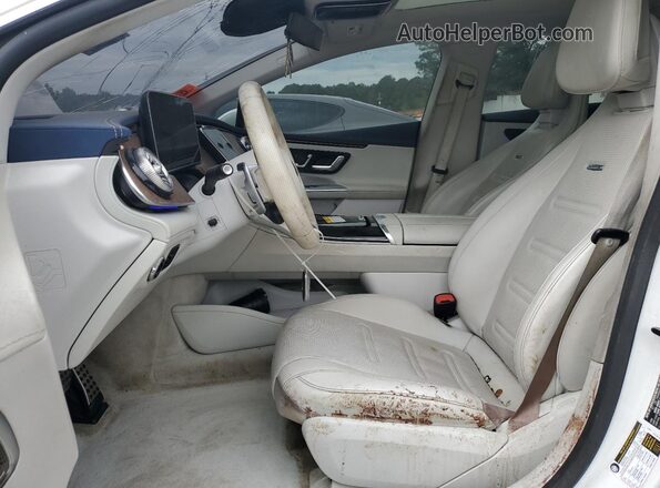 W1KEG5DB1PF024475 2023 MERCEDES-BENZ EQE Белый Вид салона спереди