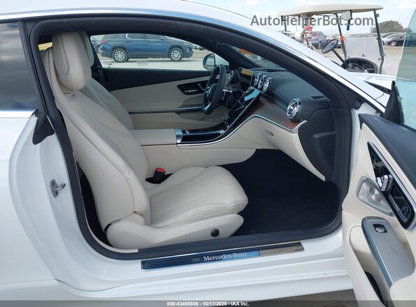 W1KMJ4HB4RF040724 2024 MERCEDES-BENZ CLE 300 White წინა სალონის ხედი