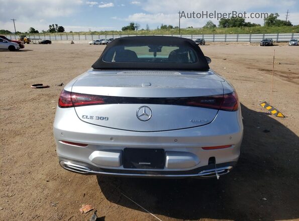 W1KMK4HB8RF028931 2024 MERCEDES-BENZ CLE Silver Widok z tyłu