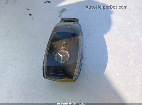 W1KWF6EB7MR614296 2021 MERCEDES-BENZ AMG C 43 White Vista del salpicadero