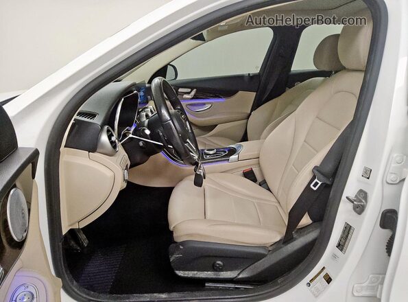 W1KWF8DB2MR641967 2021 MERCEDES-BENZ C White Vista interior delantera