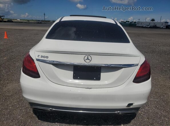 W1KWF8DB9MR606021 2021 MERCEDES-BENZ C White 
