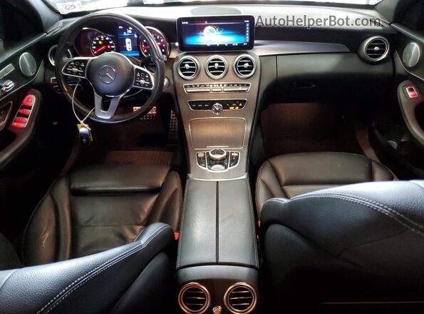 W1KWF8EB9LR582431 2020 MERCEDES-BENZ C Black Vista del salpicadero
