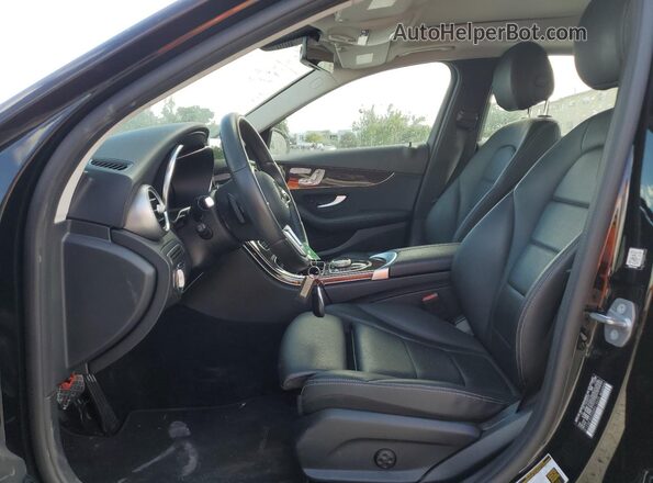 W1KWF8EBXMR619620 2021 MERCEDES-BENZ C Черный Вид салона спереди