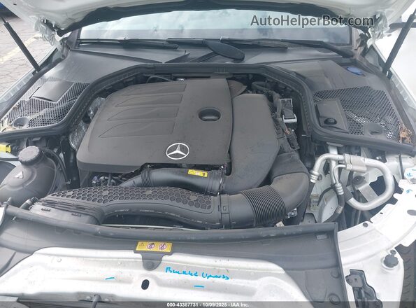 W1KWF8EBXMR649426 2021 MERCEDES-BENZ C-CLASS White Widok z tyłu