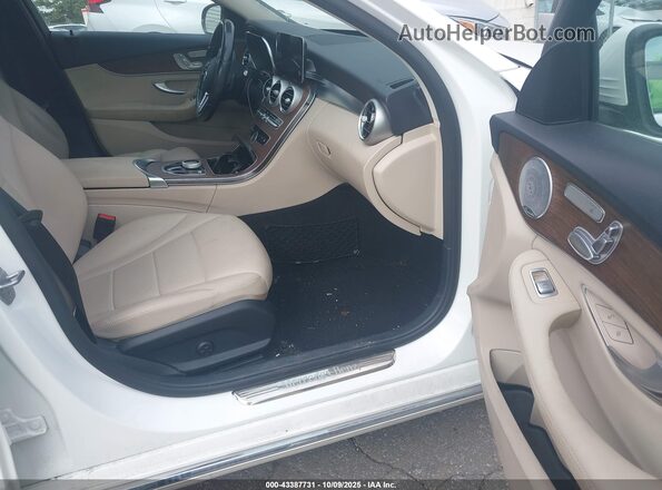 W1KWF8EBXMR649426 2021 MERCEDES-BENZ C-CLASS White Widok wnętrza z przodu