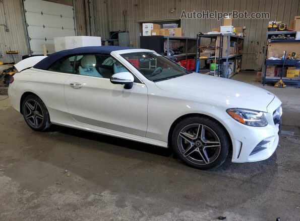 W1KWK8EB8MG081636 2021 MERCEDES-BENZ C Белый Передняя правая четверть