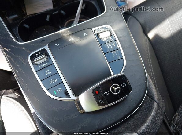 W1KZF5KB1NB017148 2022 MERCEDES-BENZ E-CLASS White Widok deski rozdzielczej
