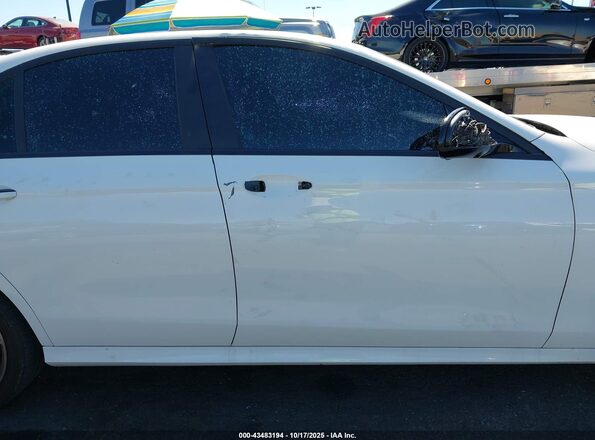 W1KZF5KB1NB017148 2022 MERCEDES-BENZ E-CLASS White Widok wnętrza z tyłu