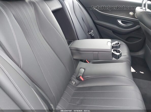 W1KZF5KB6PB150698 2023 MERCEDES-BENZ E-CLASS Black Vista de la etiqueta del VIN