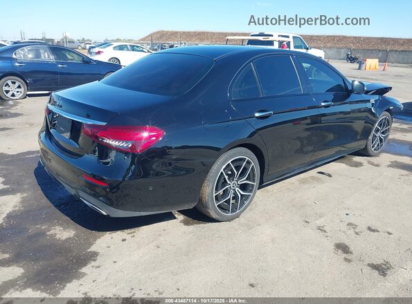 W1KZF8DB1NB070673 2022 MERCEDES-BENZ E-CLASS Black Tył prawy