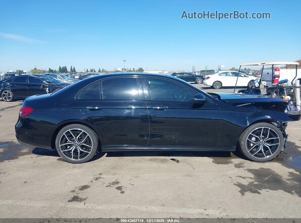 W1KZF8DB1NB070673 2022 MERCEDES-BENZ E-CLASS Black Widok wnętrza 360 stopni