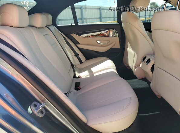 W1KZF8DB4MA966616 2021 MERCEDES-BENZ E Gray Vista de los asientos traseros