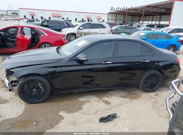 W1KZF8DB7NB034437 2022 MERCEDES-BENZ E-CLASS Black Widok wnętrza 360 stopni