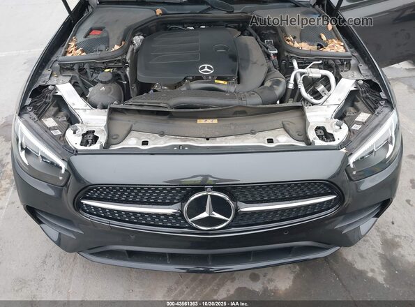 W1KZF8DB7NB078518 2022 MERCEDES-BENZ E-CLASS Black Widok z tyłu