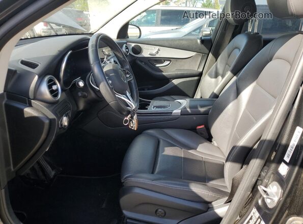 W1N0G8DB0LF848606 2020 MERCEDES-BENZ GLC-CLASS Gray Front interior view