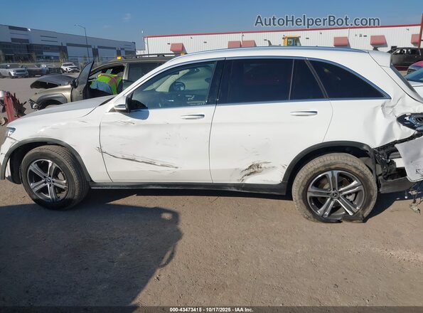 W1N0G8DB2MV284125 2021 MERCEDES-BENZ GLC 300 White Widok wnętrza 360 stopni
