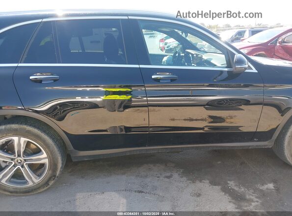 W1N0G8DB3MF898451 2021 MERCEDES-BENZ GLC 300 Black Սալոնի հետևի տեսք