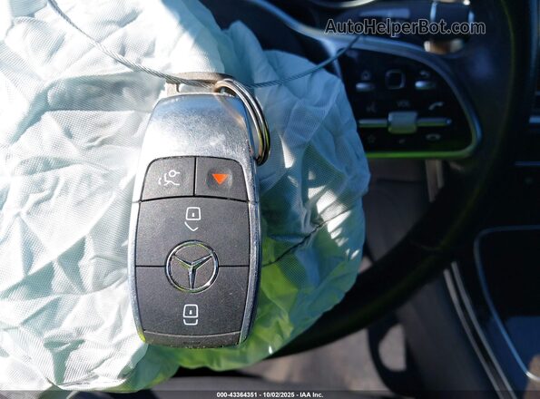 W1N0G8DB3MF898451 2021 MERCEDES-BENZ GLC 300 Black Առջևի վահանակի տեսք