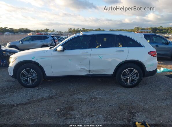 W1N0G8DB4MF961539 2021 MERCEDES-BENZ GLC 300 White Widok wnętrza 360 stopni